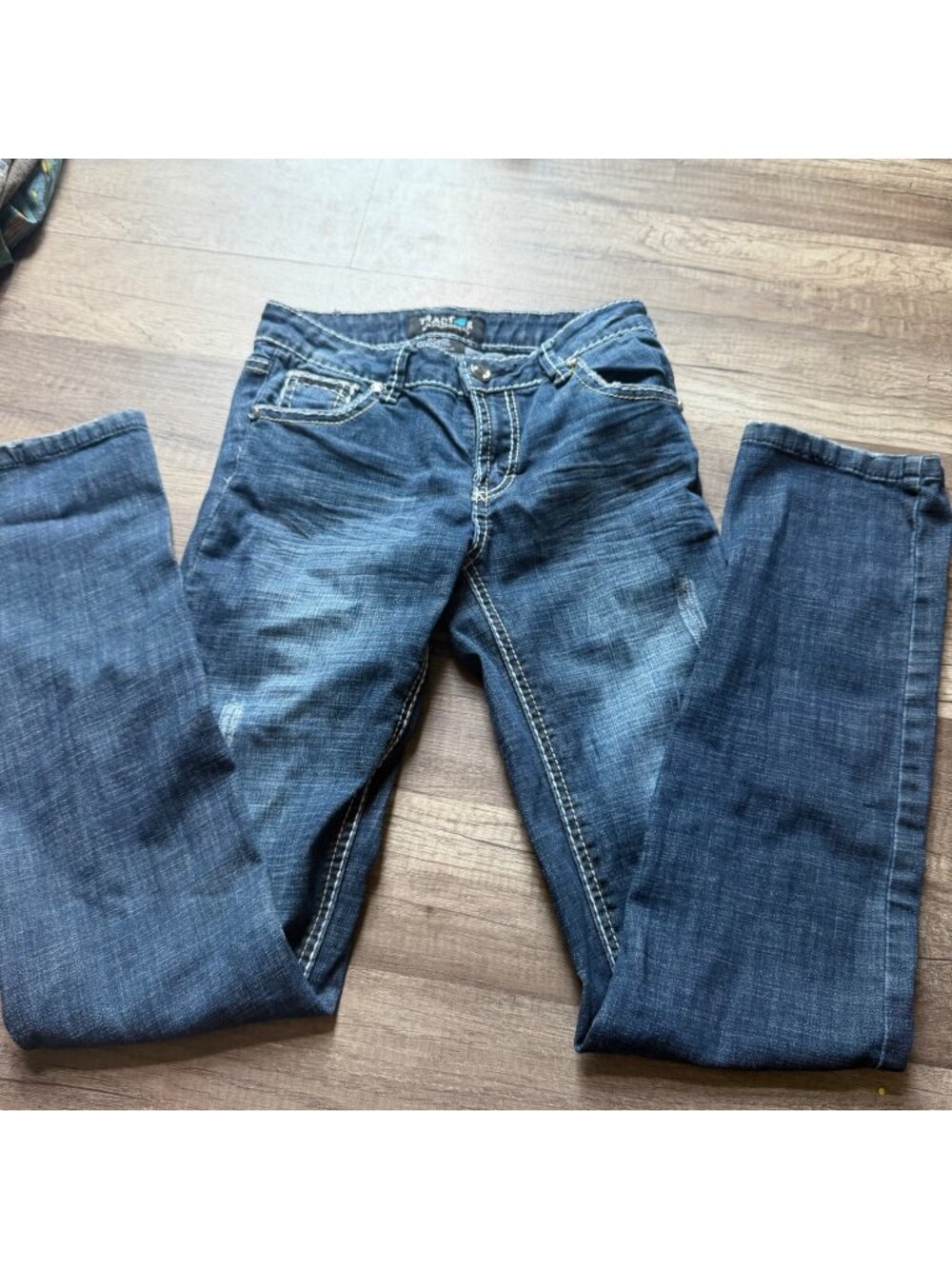 Tractor Womens Dark Wash Denim Jeans Size 0 With Decorative Stitching & Rhinest